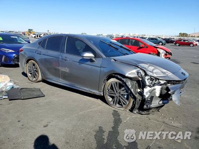 Czwarte zdjęcie samochodu z boku: 2025 TOYOTA CAMRY XSE VIN:4T1DAACKXSU621416 - miniatura