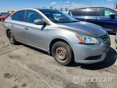 Czwarte zdjęcie samochodu z boku: 2014 NISSAN SENTRA SV VIN:3N1AB7AP2EY255946 - miniatura