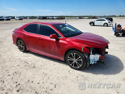 Czwarte zdjęcie samochodu z boku: 2020 TOYOTA CAMRY SE VIN:4T1G11AK9LU334585 - miniatura