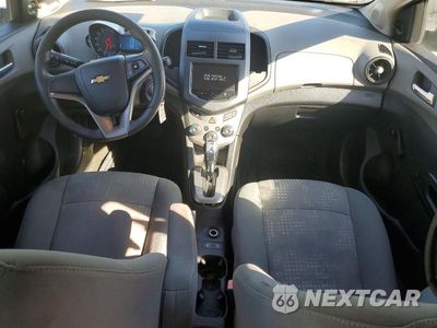 Zdjęcie 8 z 12 samochodu: 2013 CHEVROLET SONIC LS VIN:1G1JA5SH5D4169083 - miniatura