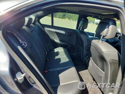 Zdjęcie 10 z 12 samochodu: 2008 MERCEDES-BENZ C 300 VIN:WDDGF54X68R012071 - miniatura