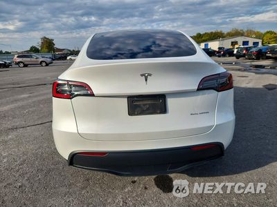 Zdjęcie 6 z 12 samochodu: 2024 TESLA MODEL Y VIN:7SAYGAEE0RF011400 - miniatura