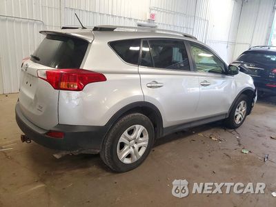 Trzecie zdjęcie samochodu z tyłu: 2015 TOYOTA RAV4 LE VIN:JTMBFREV5FD172428 - miniatura
