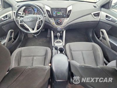 Zdjęcie 8 z 12 samochodu: 2013 HYUNDAI VELOSTER RE MIX VIN:KMHTC6AD2DU141008 - miniatura