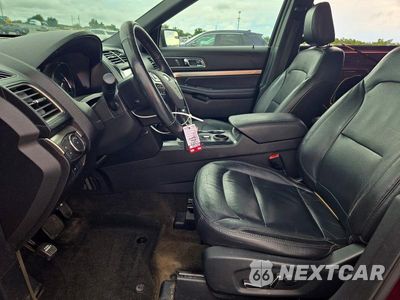 Zdjęcie 7 z 13 samochodu: 2018 FORD EXPLORER XLT VIN:1FM5K7D81JGA23980 - miniatura