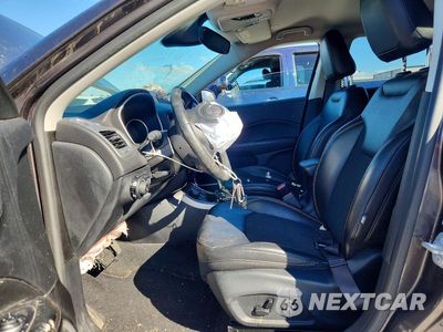 Zdjęcie 7 z 12 samochodu: 2018 JEEP COMPASS LATITUDE VIN:3C4NJDBB5JT283864 - miniatura