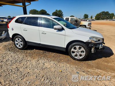 Czwarte zdjęcie samochodu z boku: 2013 VOLVO XC60 3.2 VIN:YV4952DL0D2412287 - miniatura