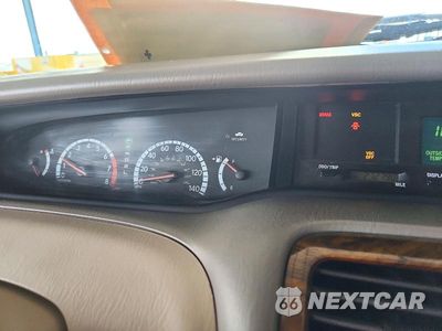 Zdjęcie 9 z 12 samochodu: 2002 TOYOTA AVALON XLS VIN:4T1BF28B82U200074 - miniatura