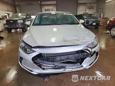 Piąte zdjęcie samochodu w środku: 2017 HYUNDAI ELANTRA SE VIN:KMHD74LF7HU123413 - miniatura