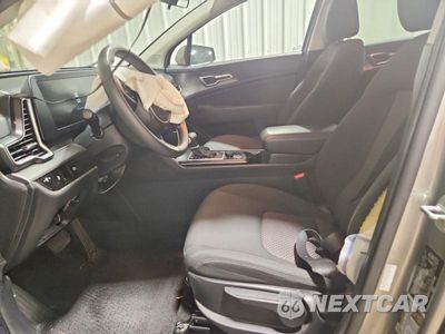 Zdjęcie 7 z 12 samochodu: 2023 KIA SPORTAGE LX VIN:KNDPUCAF0P7037266 - miniatura