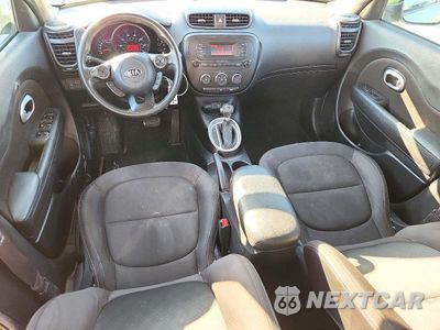 Zdjęcie 8 z 12 samochodu: 2016 KIA SOUL BASE VIN:KNDJN2A26G7846992 - miniatura