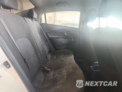 Zdjęcie 10 z 13 samochodu: 2016 KIA RIO LX VIN:KNADM4A31G6541746 - miniatura