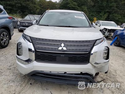 Piąte zdjęcie samochodu w środku: 2024 MITSUBISHI OUTLANDER ES VIN:JA4J4UA89RZ015250 - miniatura