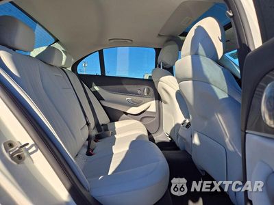 Zdjęcie 10 z 12 samochodu: 2022 MERCEDES-BENZ E 350 VIN:W1KZF8DB4NB087032 - miniatura