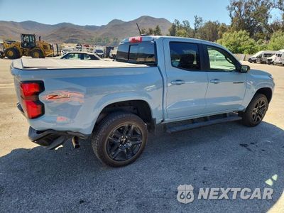 Trzecie zdjęcie samochodu z tyłu: 2025 CHEVROLET COLORADO Z71 VIN:1GCPTDEKXS1172184 - miniatura