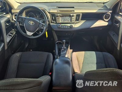 Zdjęcie 8 z 13 samochodu: 2016 TOYOTA RAV4 XLE VIN:2T3WFREV4GW277547 - miniatura