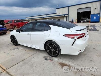 Drugie zdjęcie samochodu z przodu: 2018 TOYOTA CAMRY XSE VIN:4T1B61HK9JU089804 - miniatura