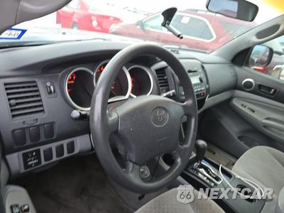 Zdjęcie 9 z 11 samochodu: 2005 TOYOTA TACOMA DOUBLE CAB PRERUNNER VIN:3TMJU62N05M002050 - miniatura