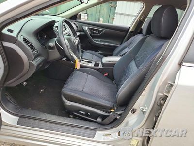 Zdjęcie 7 z 12 samochodu: 2016 NISSAN ALTIMA 2.5 S VIN:1N4AL3AP1GC249804 - miniatura
