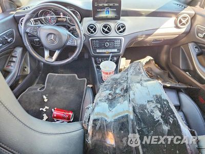 Zdjęcie 8 z 12 samochodu: 2019 OTHER CLA250 VIN:WDDSJ4EB2KN727305 - miniatura