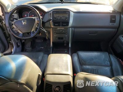 Zdjęcie 8 z 13 samochodu: 2007 HONDA PILOT EXL VIN:2HKYF18697H514099 - miniatura