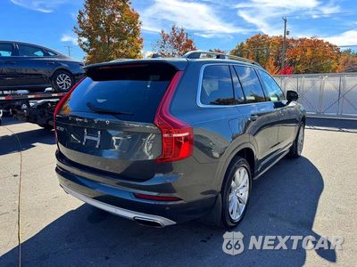 Trzecie zdjęcie samochodu z tyłu: 2018 VOLVO XC90 T6 VIN:YV4A22PK4J1204228 - miniatura