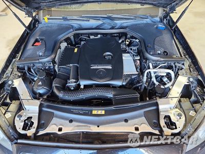 Zdjęcie 11 z 12 samochodu: 2017 MERCEDES-BENZ E 300 VIN:WDDZF4JB9HA213411 - miniatura