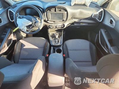 Zdjęcie 8 z 13 samochodu: 2025 KIA SOUL LX VIN:KNDJ23AU7S7263405 - miniatura