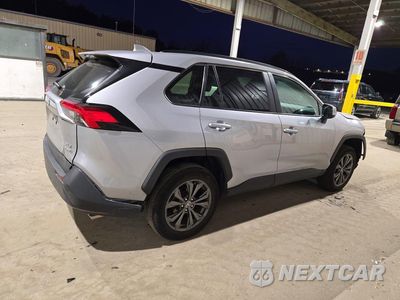Trzecie zdjęcie samochodu z tyłu: 2024 TOYOTA RAV4 XLE PREMIUM VIN:2T3B6RFV5RW065045 - miniatura