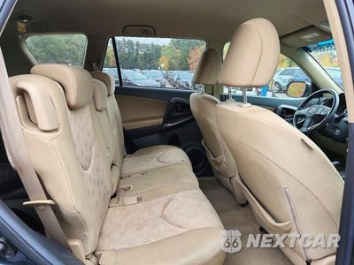 Zdjęcie 11 z 14 samochodu: 2011 TOYOTA RAV4 BASE VIN:2T3BF4DV4BW108527 - miniatura