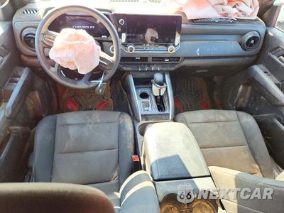 Zdjęcie 8 z 12 samochodu: 2024 CHEVROLET COLORADO VIN:1GCGSBEC4R1288314 - miniatura