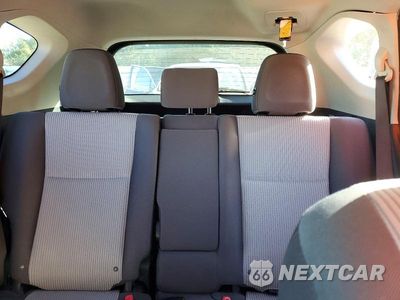 Zdjęcie 10 z 13 samochodu: 2015 TOYOTA RAV4 LE VIN:JTMZFREV1FJ024891 - miniatura