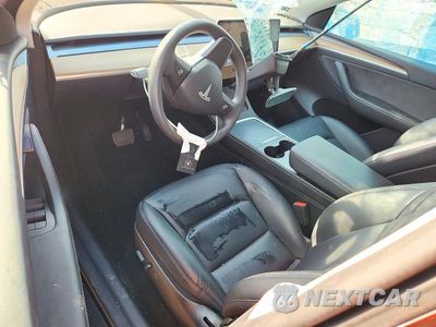 Zdjęcie 8 z 14 samochodu: 2022 TESLA MODEL Y VIN:7SAYGAEE2NF574832 - miniatura
