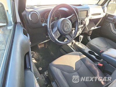 Zdjęcie 8 z 12 samochodu: 2017 JEEP WRANGLER UNLIMITED SPORT VIN:1C4HJWDGXHL574920 - miniatura