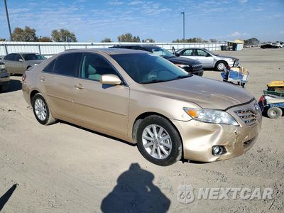 Czwarte zdjęcie samochodu z boku: 2011 TOYOTA CAMRY XLE VIN:4T4BF3EK0BR135625 - miniatura