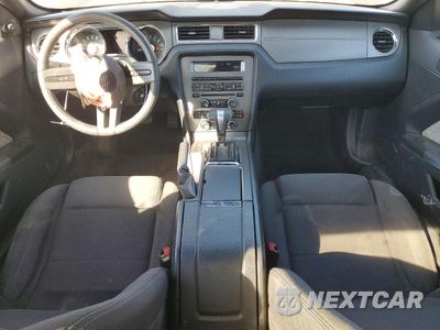 Zdjęcie 8 z 12 samochodu: 2011 FORD MUSTANG VIN:1ZVBP8AM0B5160578 - miniatura