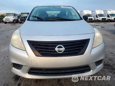 Piąte zdjęcie samochodu w środku: 2014 NISSAN VERSA 1.6 S VIN:3N1CN7AP1EL852681 - miniatura