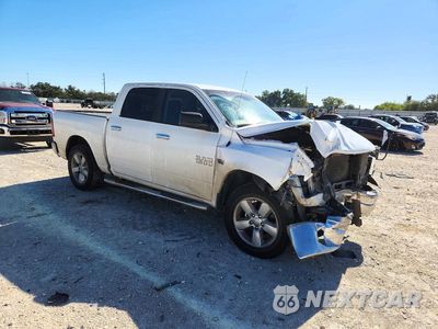 Czwarte zdjęcie samochodu z boku: 2014 RAM 1500 SLT VIN:1C6RR6LT9ES179745 - miniatura