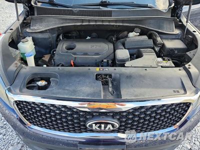 Zdjęcie 12 z 13 samochodu: 2016 KIA SORENTO LX VIN:5XYPGDA39GG054976 - miniatura
