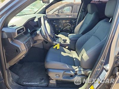 Zdjęcie 7 z 12 samochodu: 2025 TOYOTA TACOMA SR5 VIN:3TMKB5FN3SM039037 - miniatura