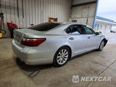 Trzecie zdjęcie samochodu z tyłu: 2011 LEXUS LS 460L VIN:JTHDL5EF3B5003000 - miniatura