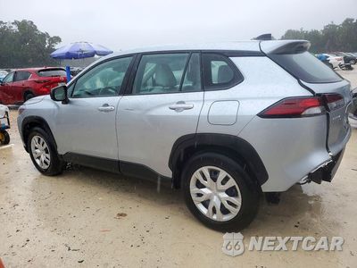 Drugie zdjęcie samochodu z przodu: 2026 TOYOTA COROLLA CROSS L VIN:7MUAAAAG5TV191585 - miniatura