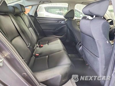 Zdjęcie 10 z 12 samochodu: 2018 HONDA ACCORD HYBRID EX VIN:1HGCV3F40JA008560 - miniatura
