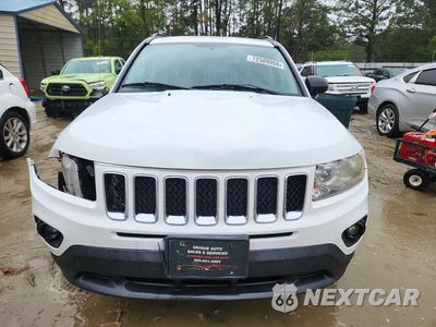 Piąte zdjęcie samochodu w środku: 2013 JEEP COMPASS SPORT VIN:1C4NJDBB7DD190385 - miniatura