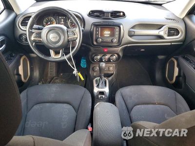 Zdjęcie 8 z 13 samochodu: 2016 JEEP RENEGADE LATITUDE VIN:ZACCJBBT6GPD59614 - miniatura