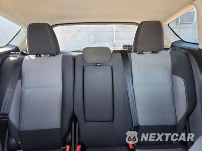 Zdjęcie 10 z 13 samochodu: 2017 FORD C-MAX SE VIN:1FADP5AU2HL103108 - miniatura