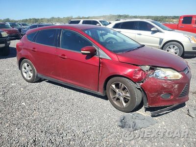Czwarte zdjęcie samochodu z boku: 2013 FORD FOCUS SE VIN:1FADP3K26DL301492 - miniatura
