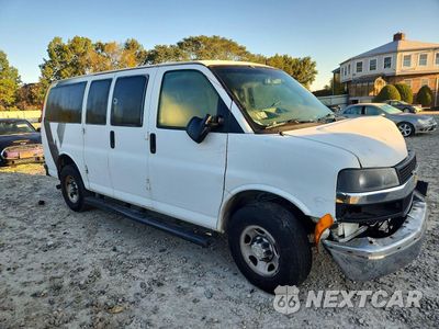 Czwarte zdjęcie samochodu z boku: 2015 CHEVROLET EXPRESS G3500 LT VIN:1GAZGYFG2F1131433 - miniatura