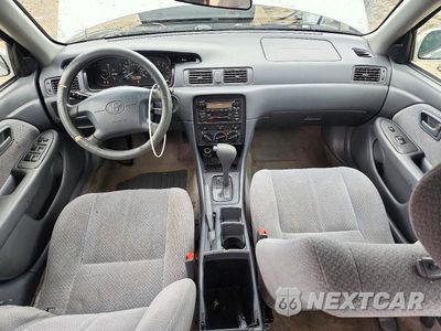 Zdjęcie 8 z 12 samochodu: 2001 TOYOTA CAMRY LE VIN:JT2BG22K210595152 - miniatura