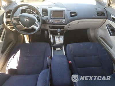 Zdjęcie 8 z 12 samochodu: 2007 HONDA CIVIC HYBRID VIN:JHMFA36217S001270 - miniatura